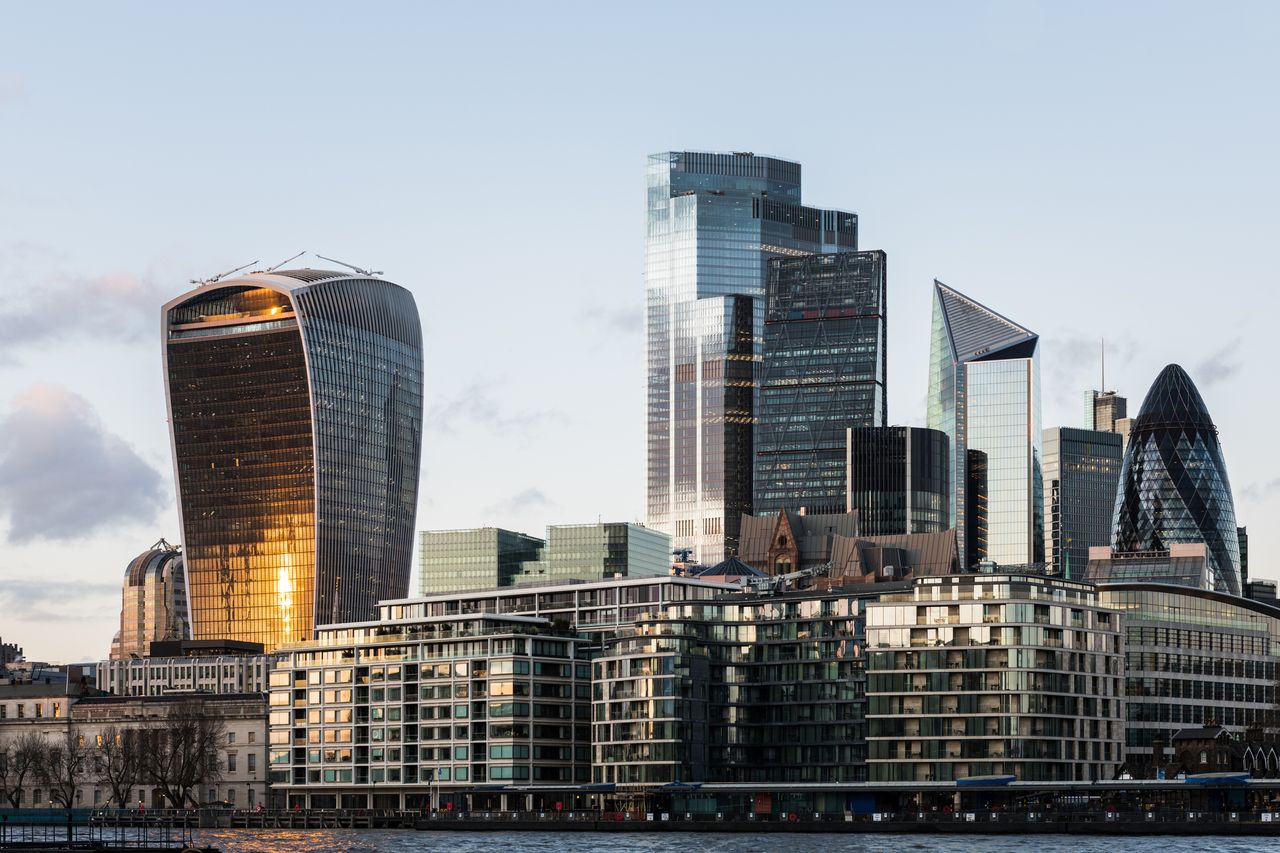 FTSE 100 passes 9,000. Can it...